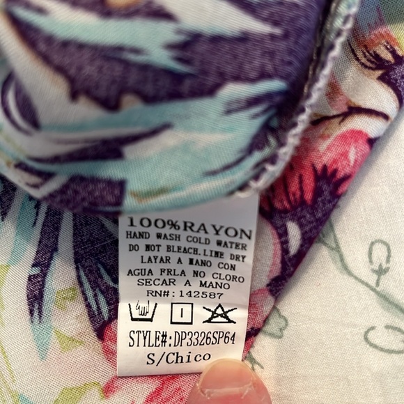 Women’s Floral Flowy Top - Picture 7 of 7